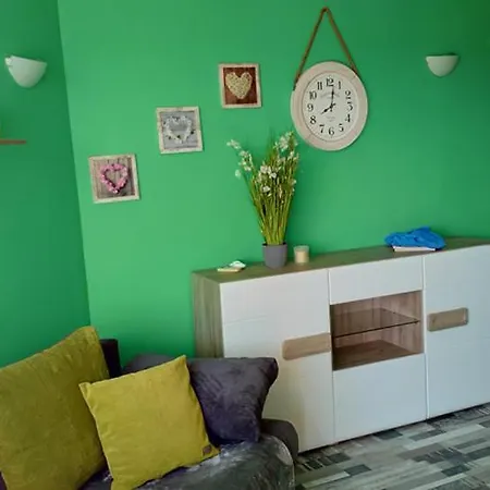 Amadeus 5 , Green Studio Apartment *