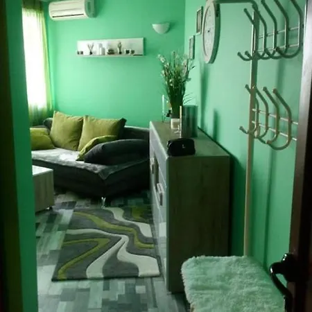 Apartment Amadeus 5 , Green Studio