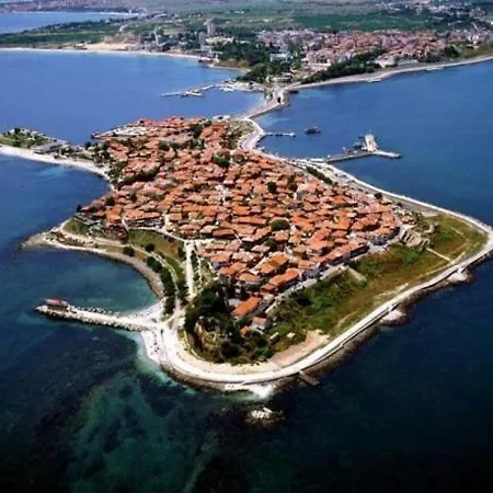 Apartment Amadeus 5 , Green Studio Sunny Beach
